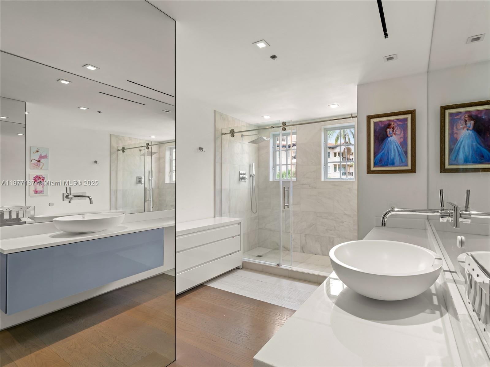 8011 Fisher Island Dr # 8011