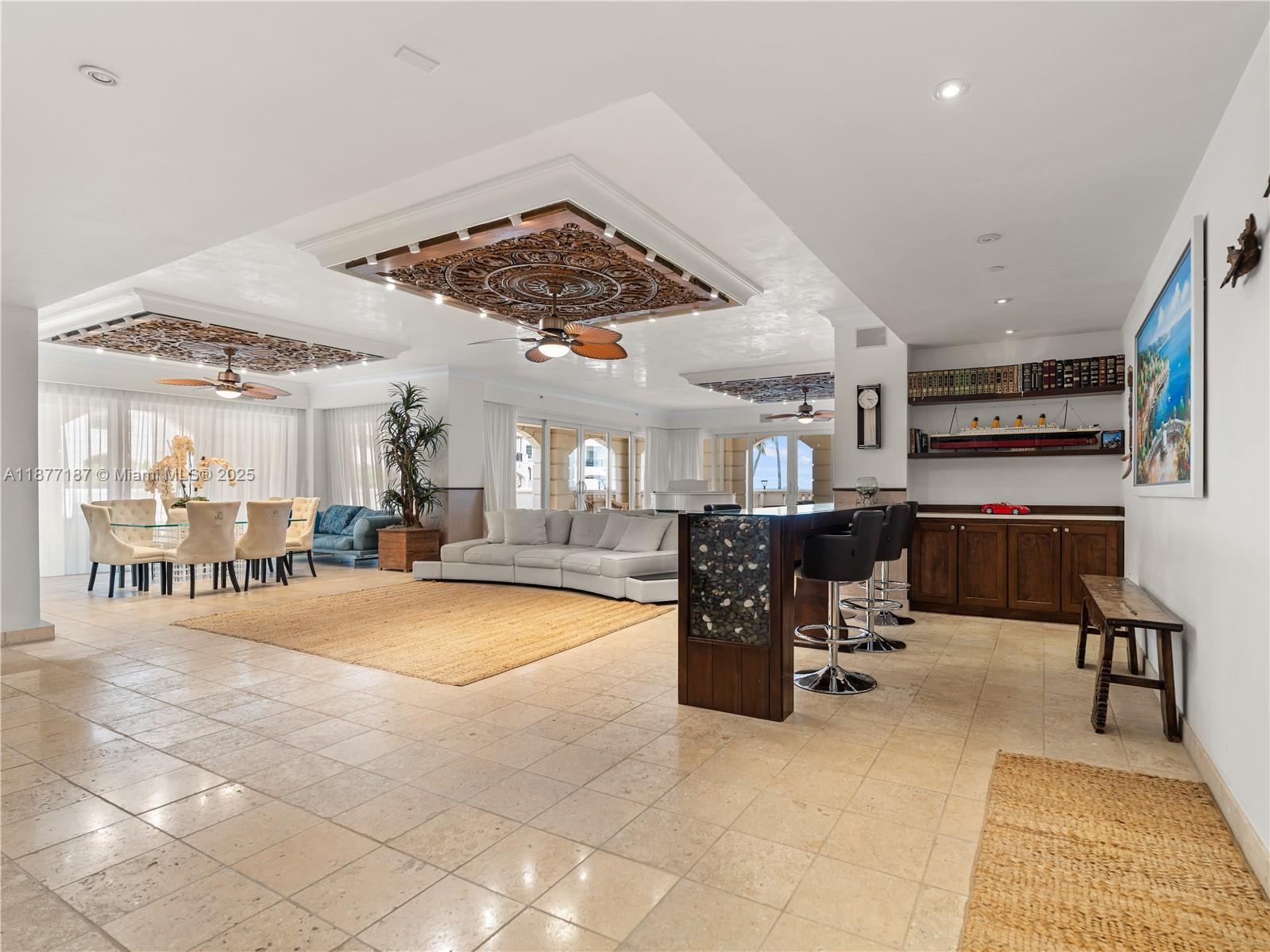 8011 Fisher Island Dr # 8011