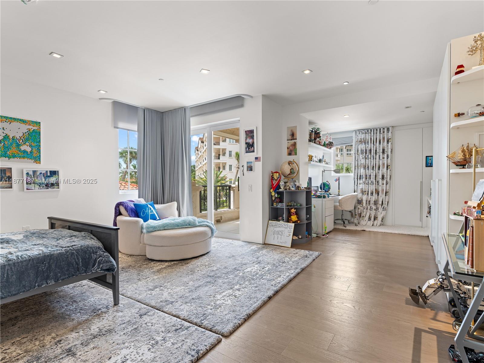 8011 Fisher Island Dr # 8011