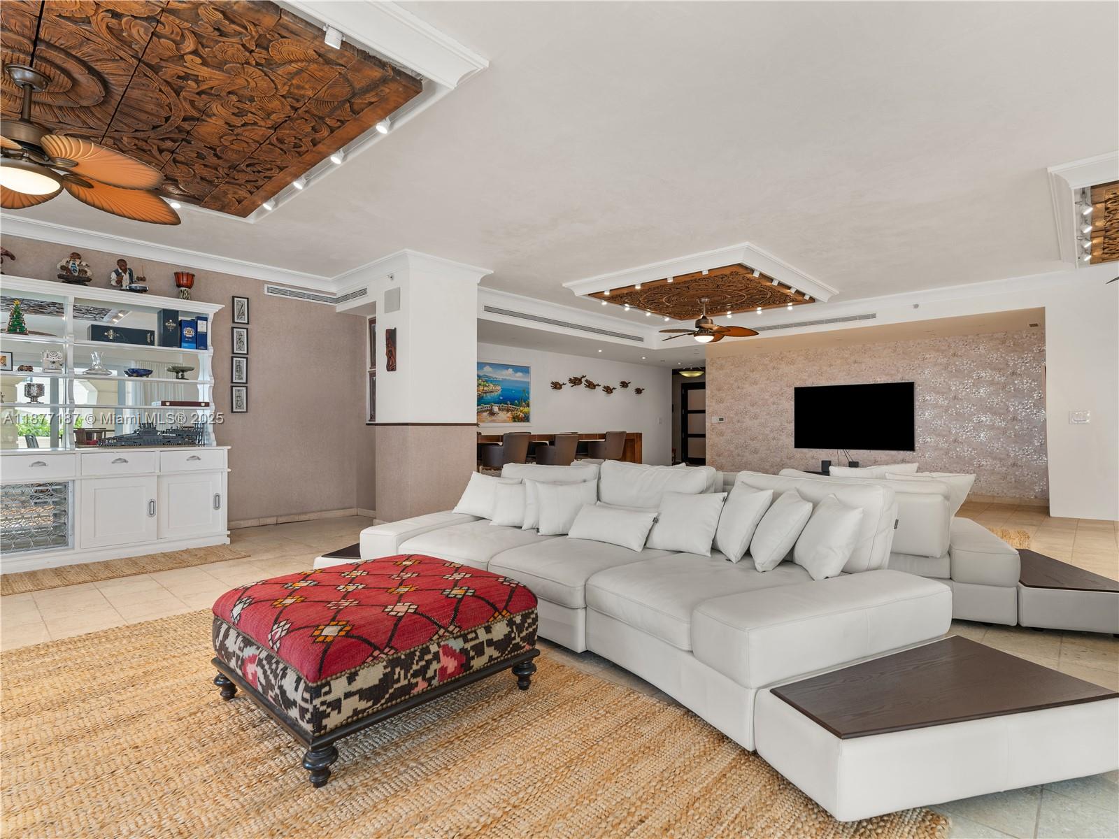 8011 Fisher Island Dr # 8011