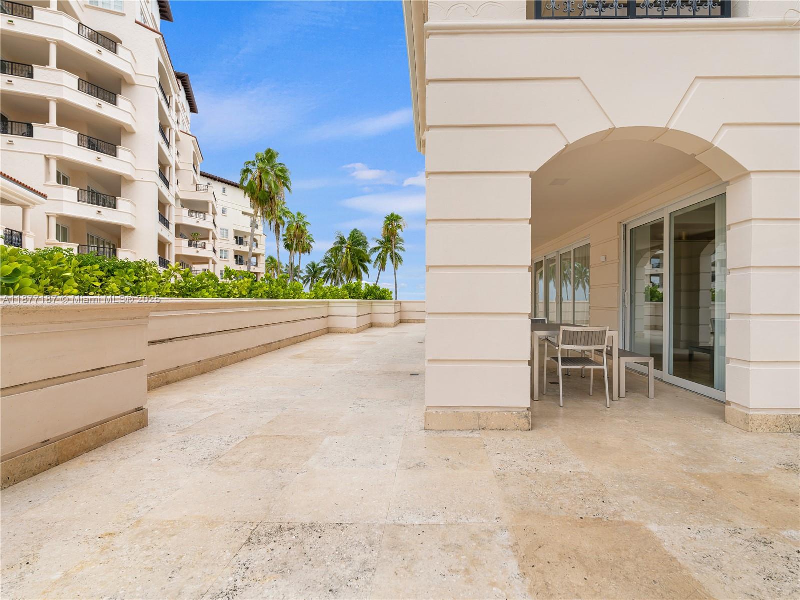 8011 Fisher Island Dr # 8011