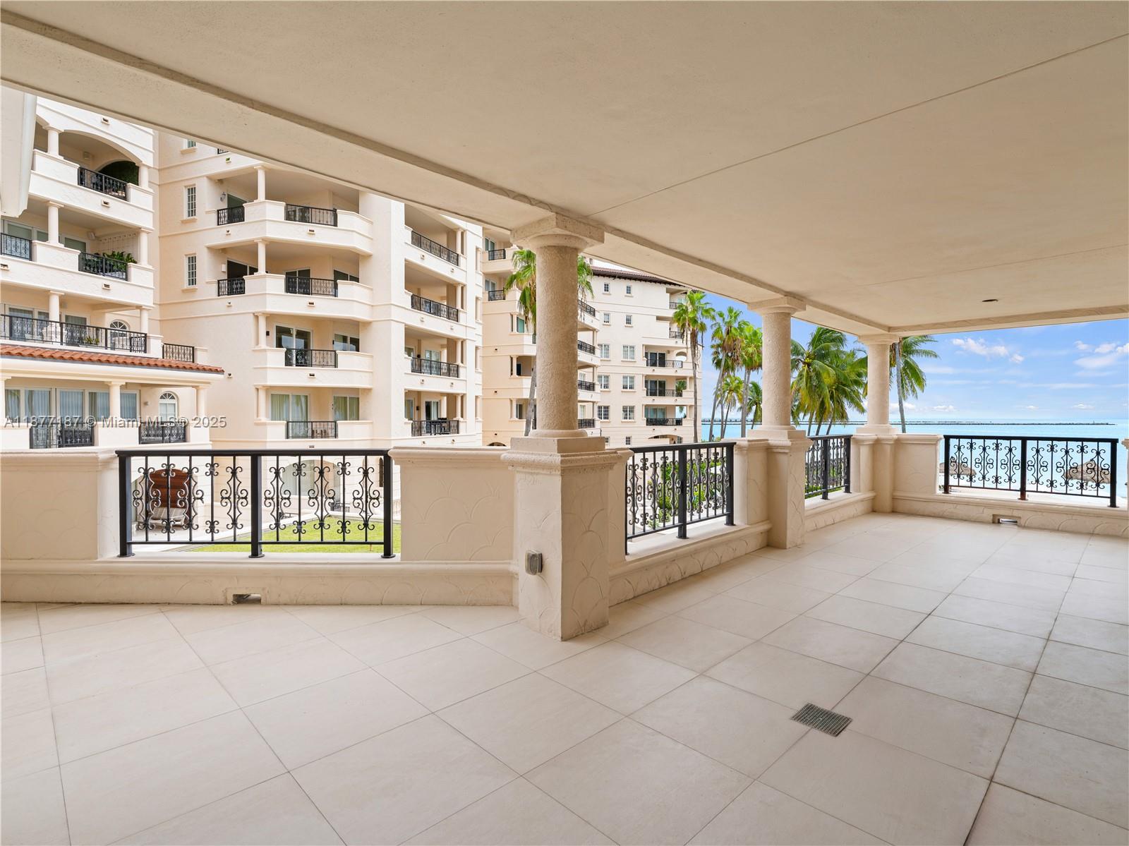 8011 Fisher Island Dr # 8011