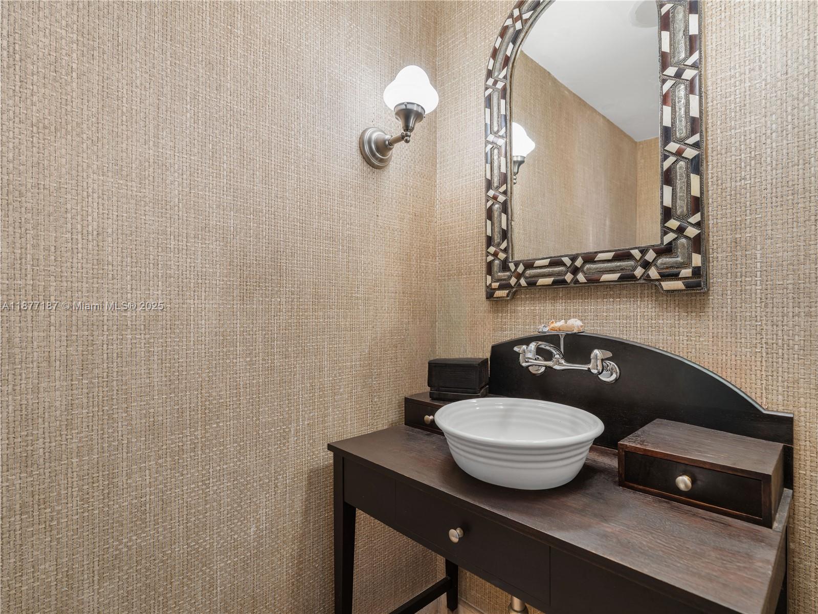 8011 Fisher Island Dr # 8011