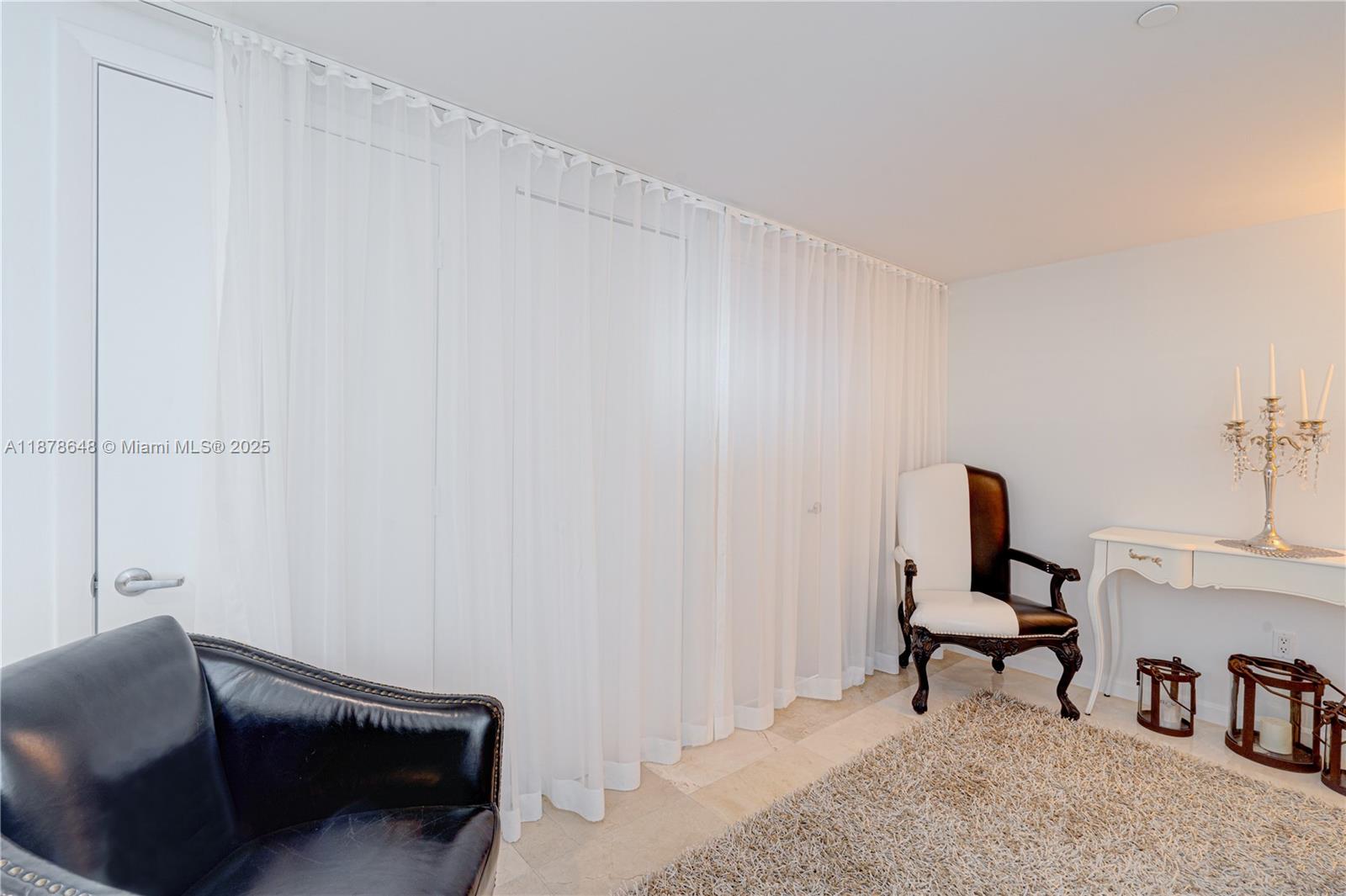 495 Brickell Ave # 3505