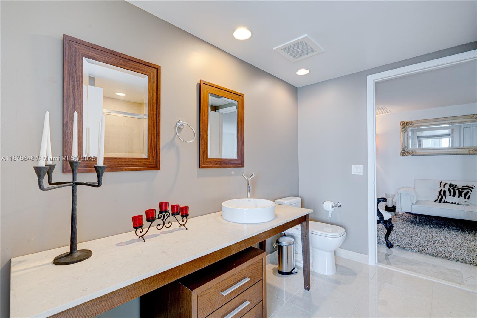 495 Brickell Ave # 3505