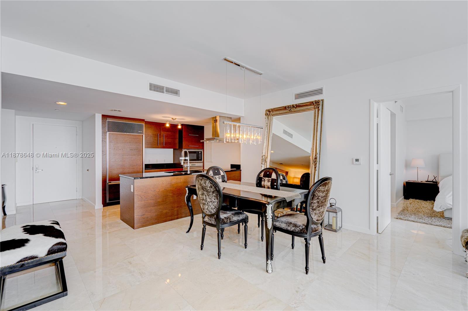 495 Brickell Ave # 3505