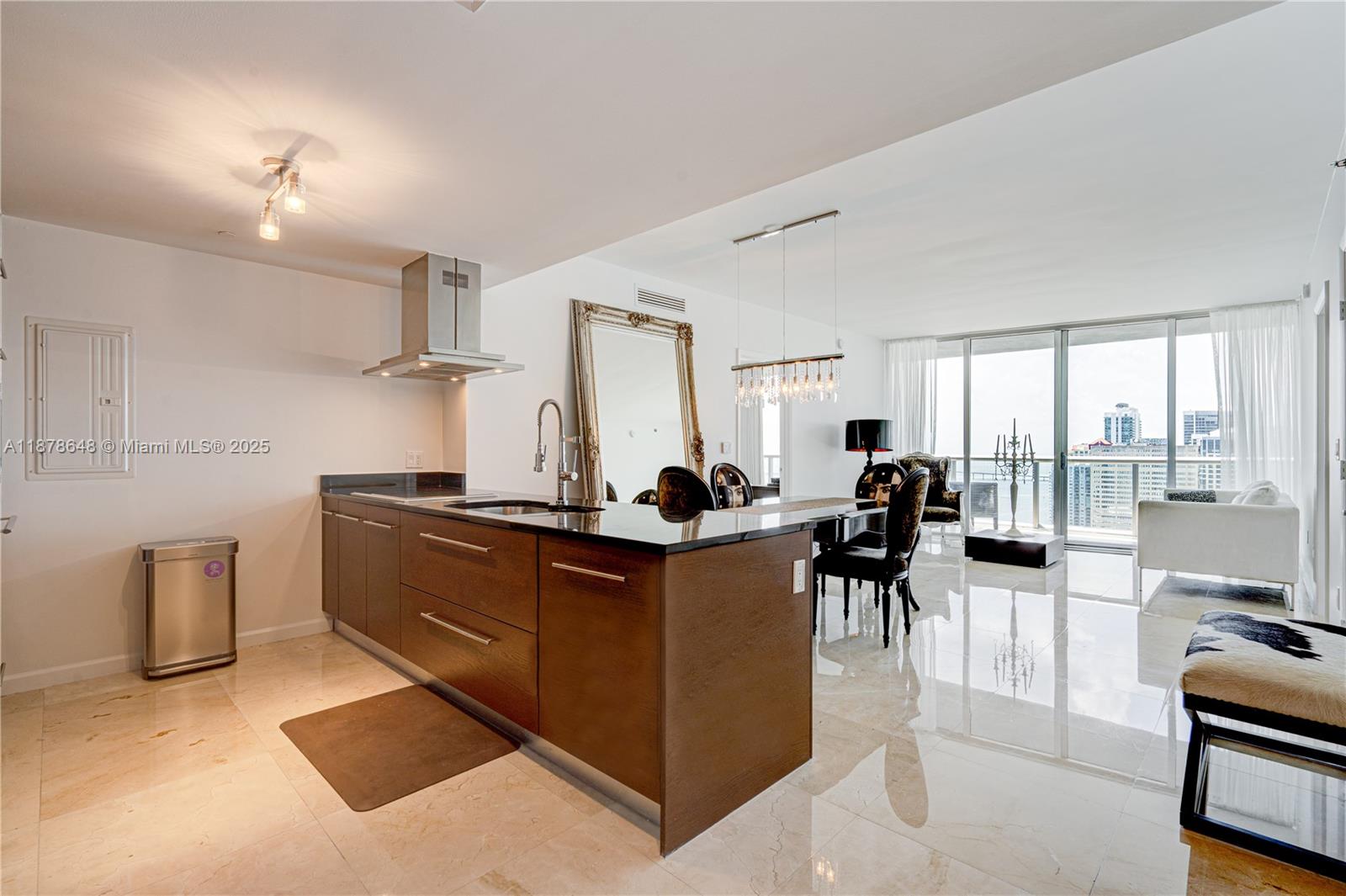 495 Brickell Ave # 3505