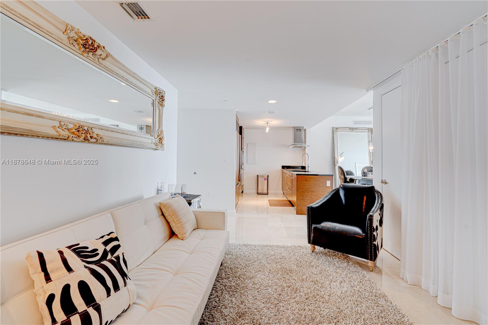 495 Brickell Ave # 3505