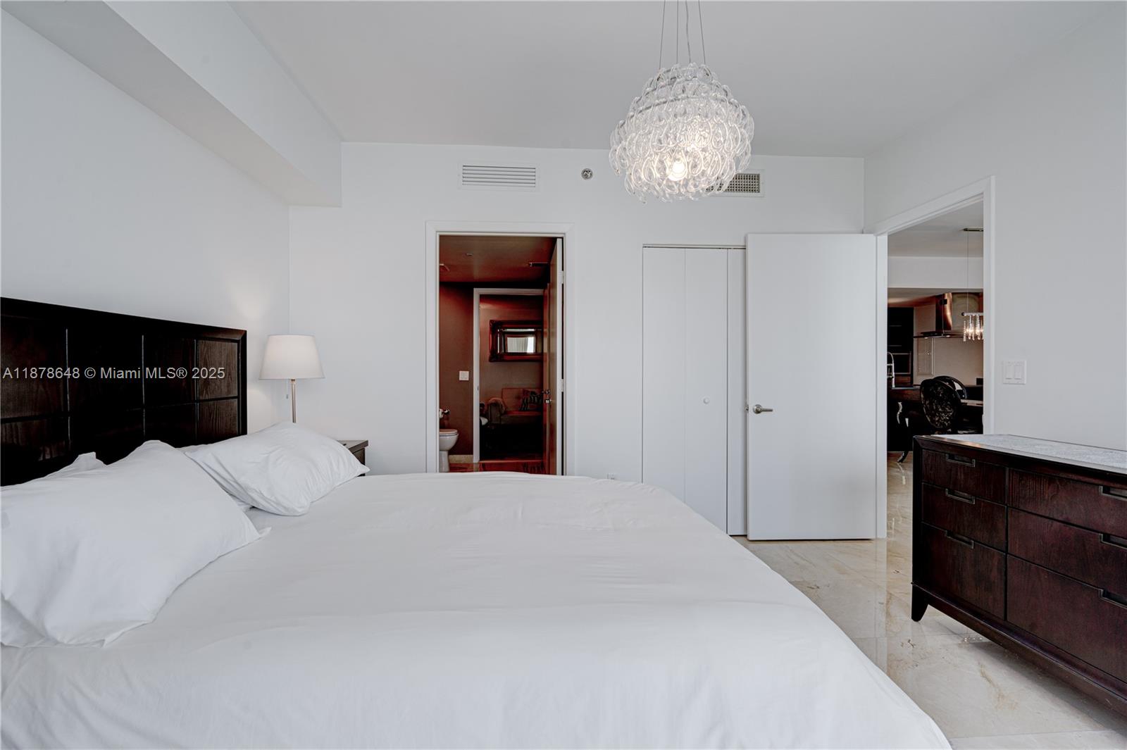 495 Brickell Ave # 3505