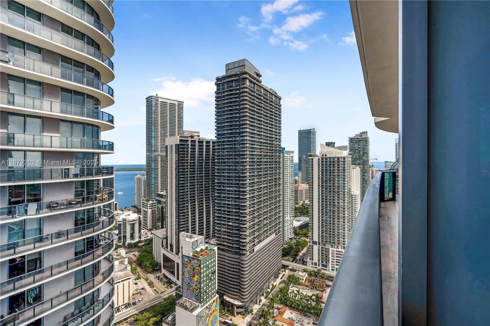 55 SW 9th St # 4001