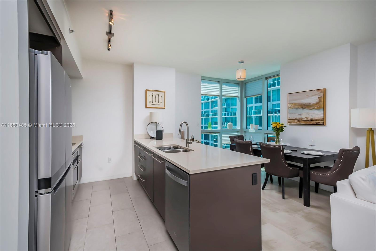 55 SE 6th St # 2501