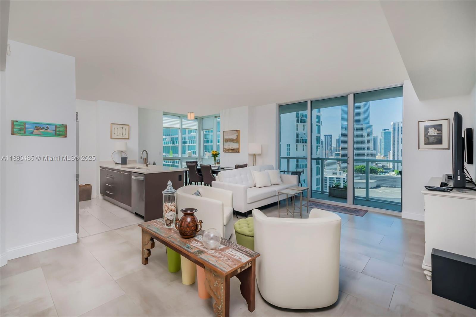 55 SE 6th St # 2501