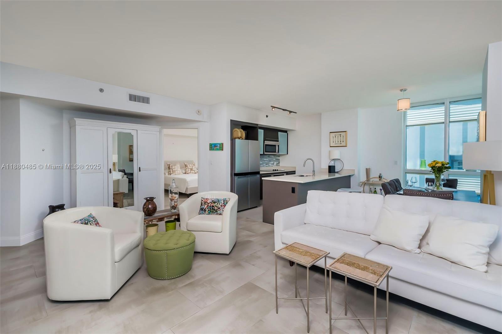 55 SE 6th St # 2501