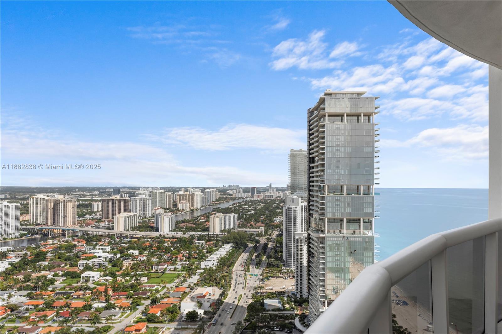 18201 Collins Ave # 5301