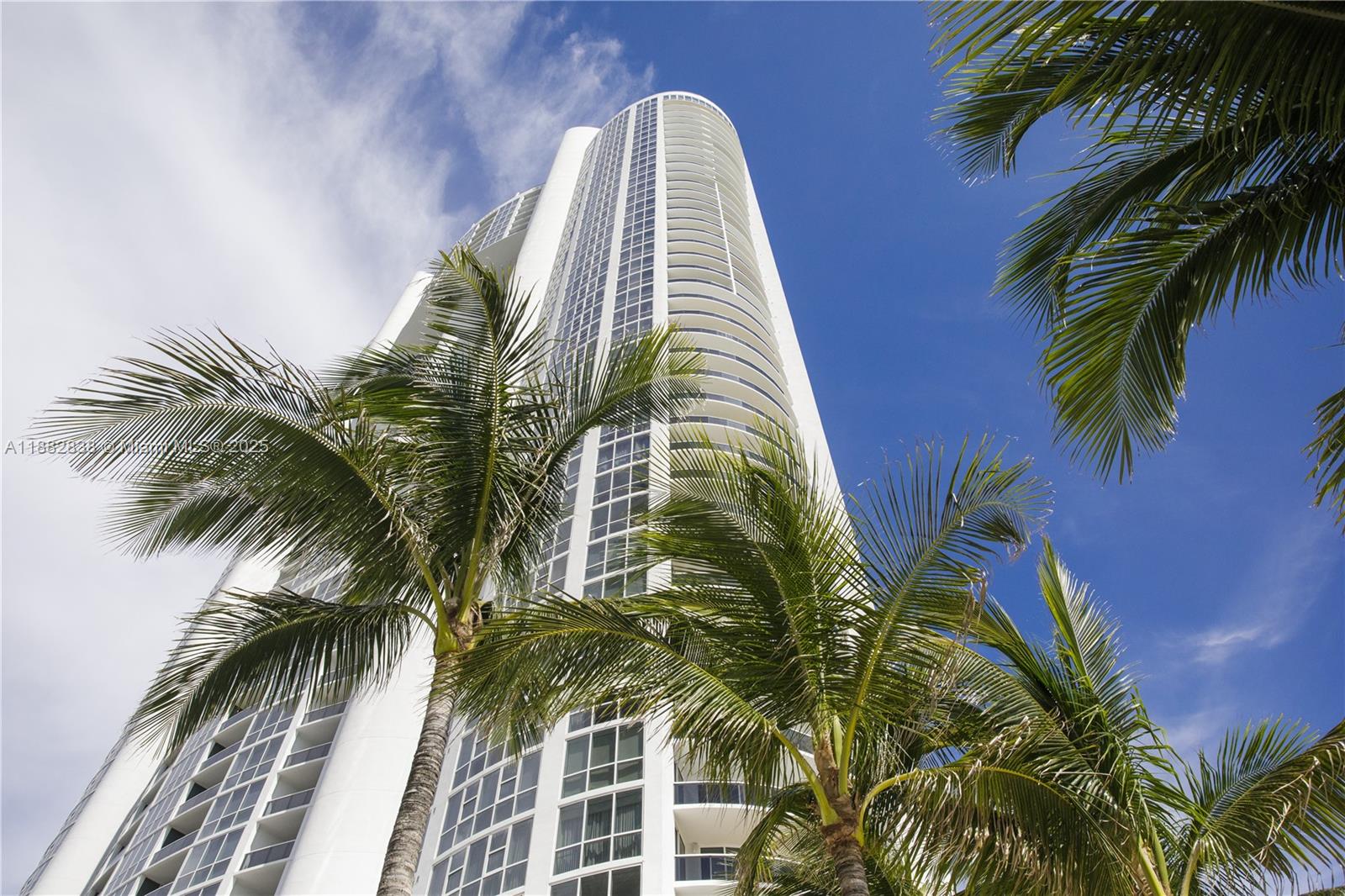 18201 Collins Ave # 5301