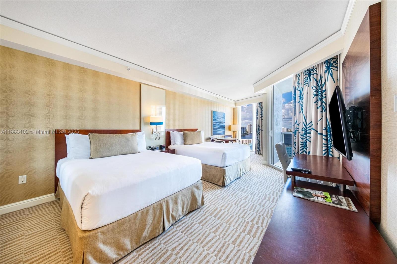 18001 Collins Ave # 1604