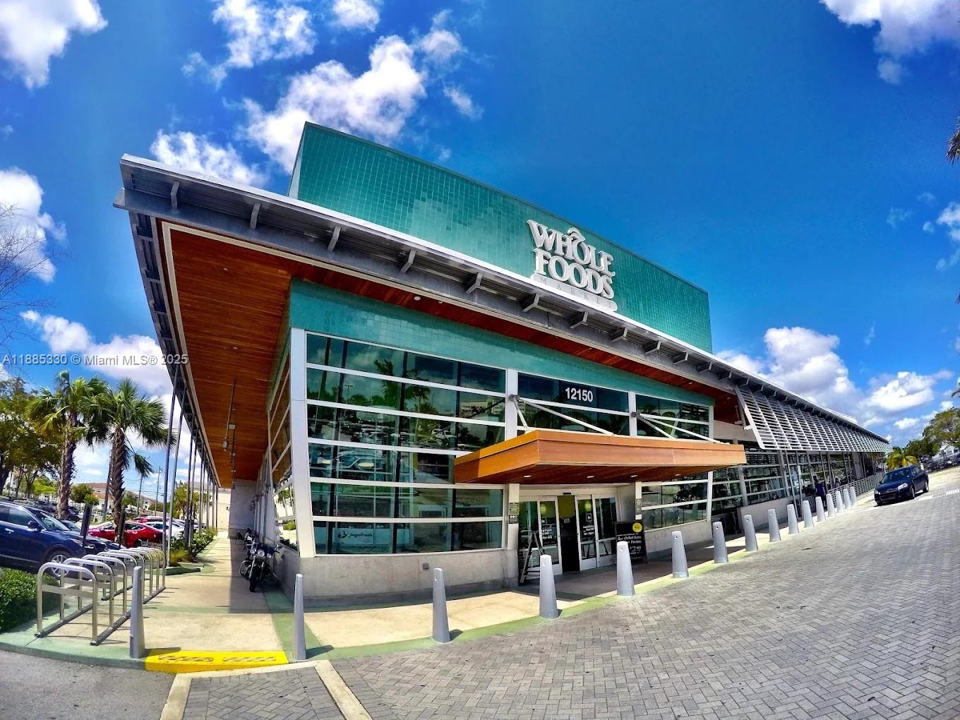 2050 NE 140th St # 1