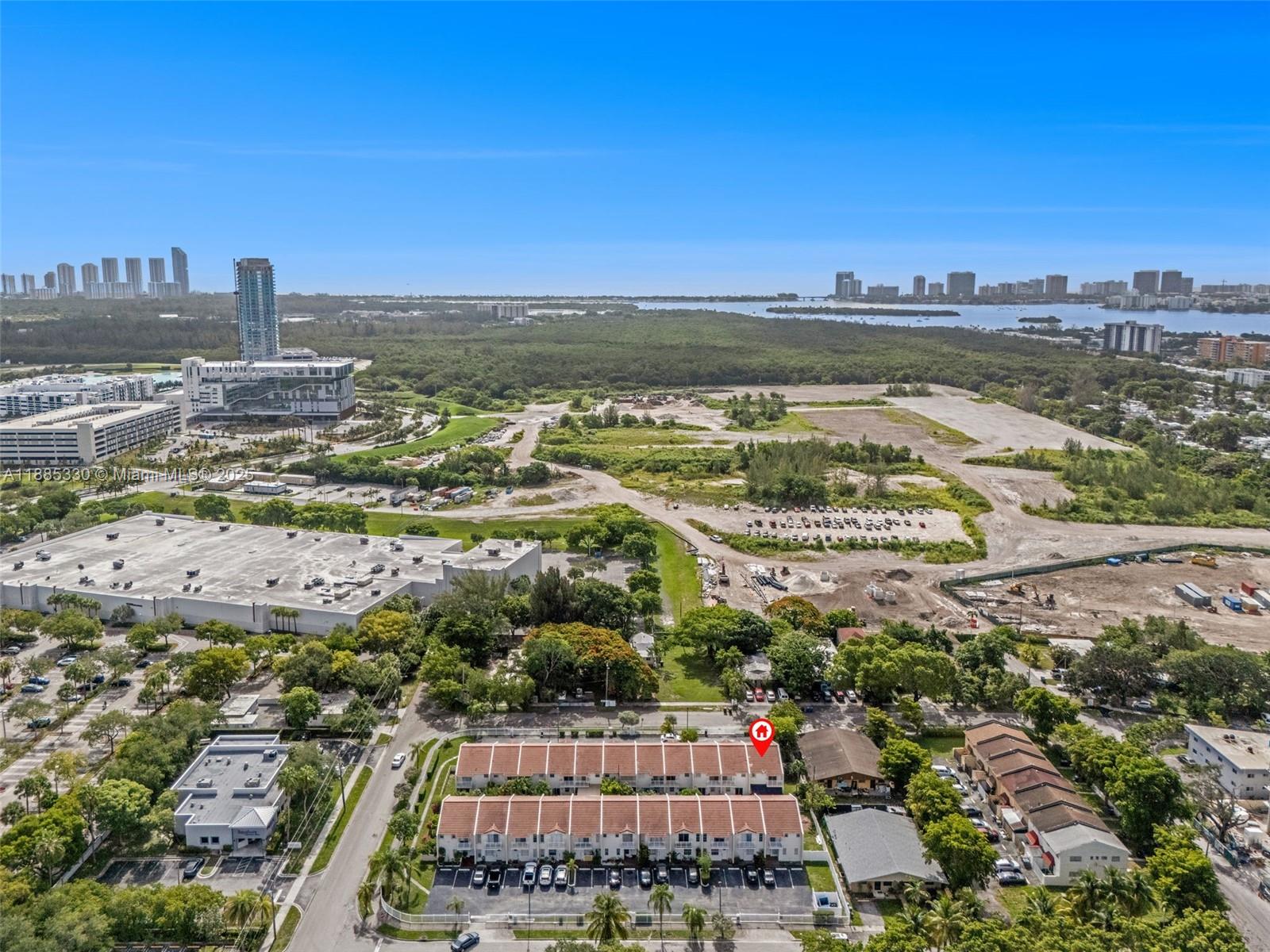 2050 NE 140th St # 1