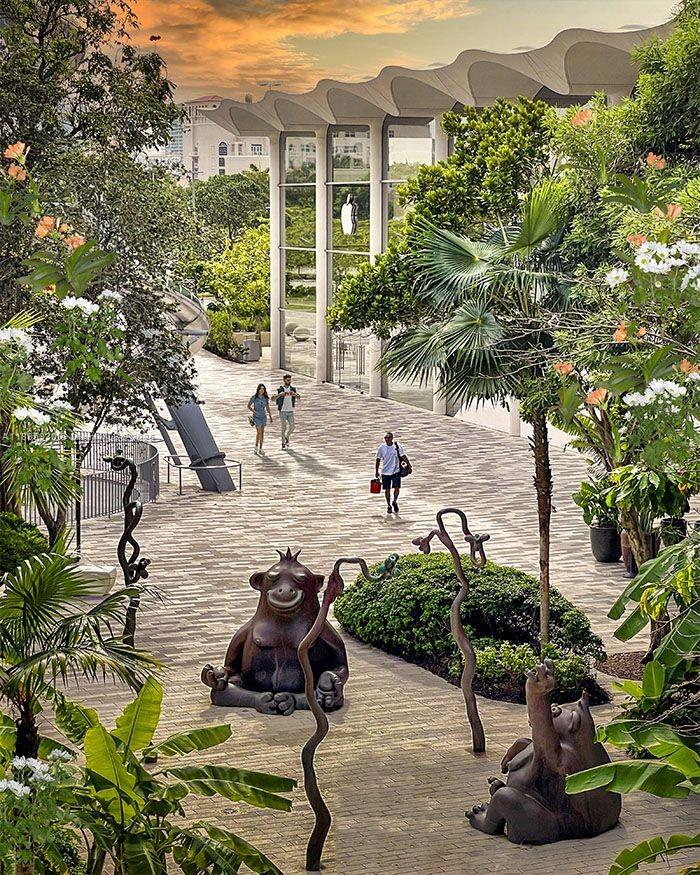 2050 NE 140th St # 1