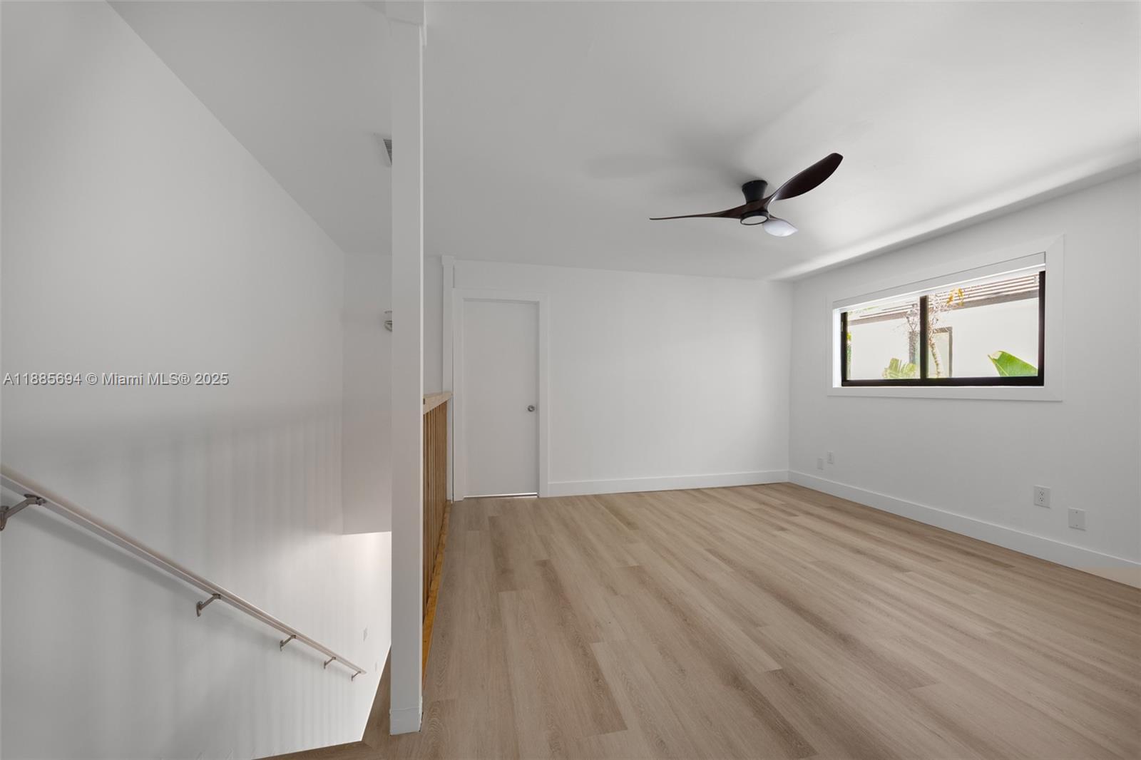2818 W Trade Ave