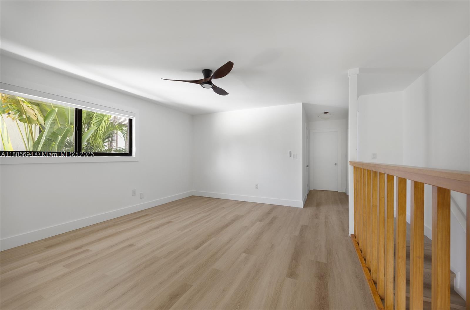 2818 W Trade Ave