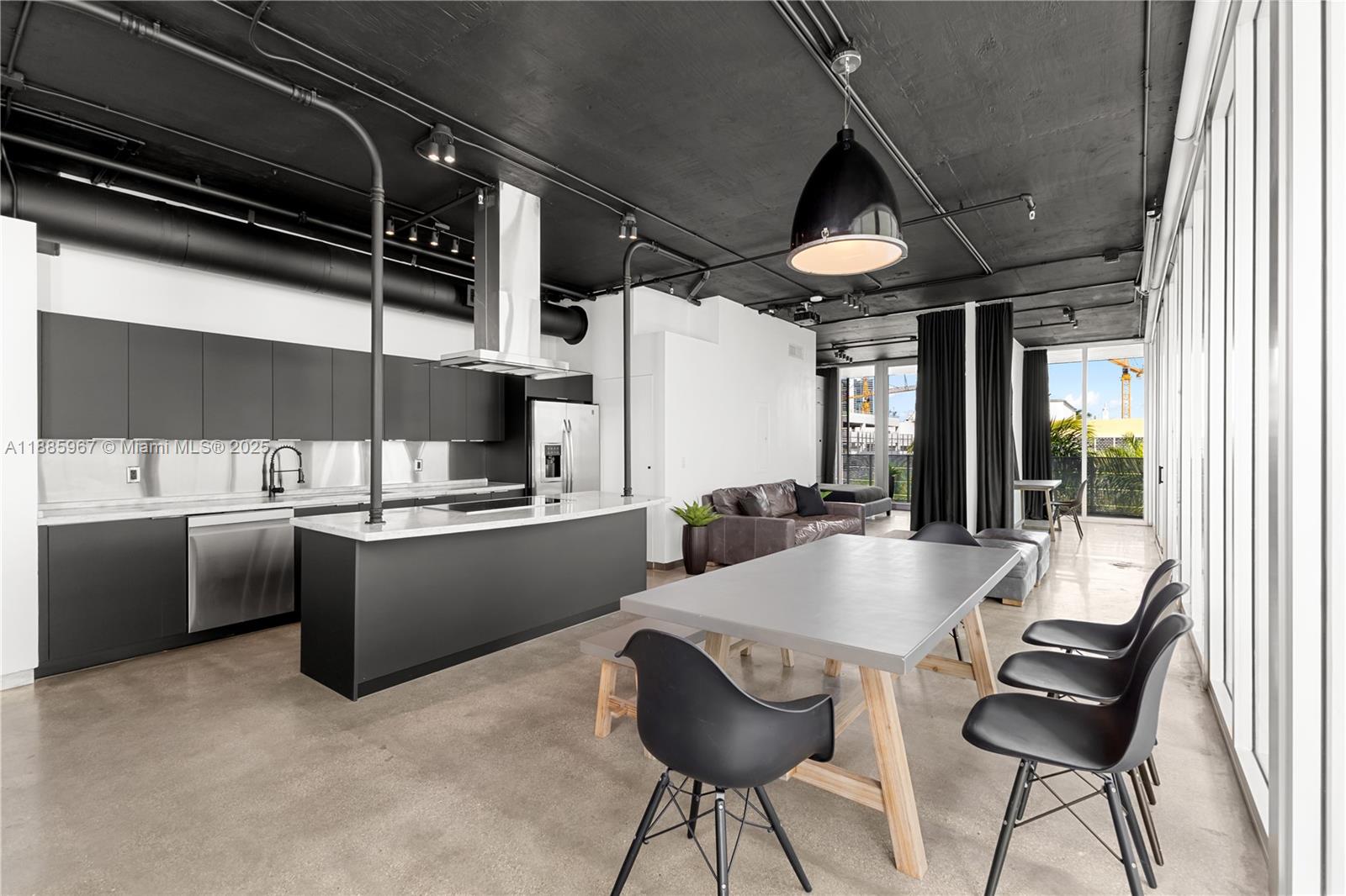 1700 Meridian Ave # 501