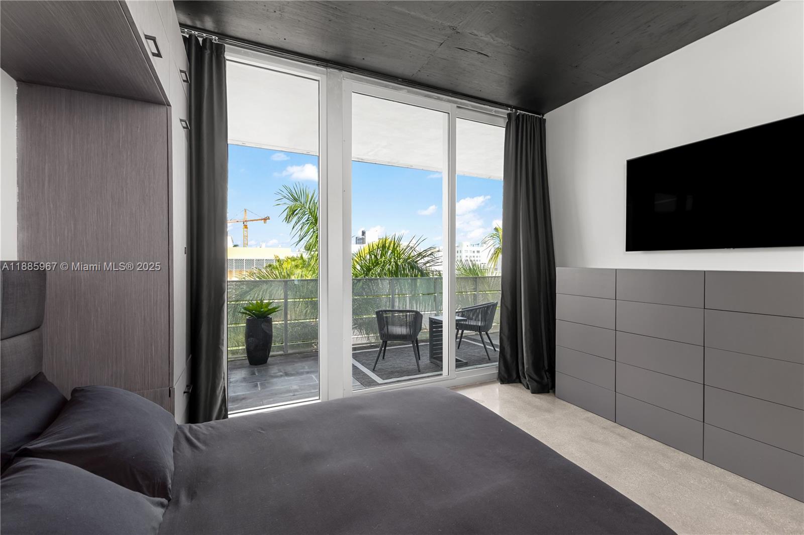 1700 Meridian Ave # 501