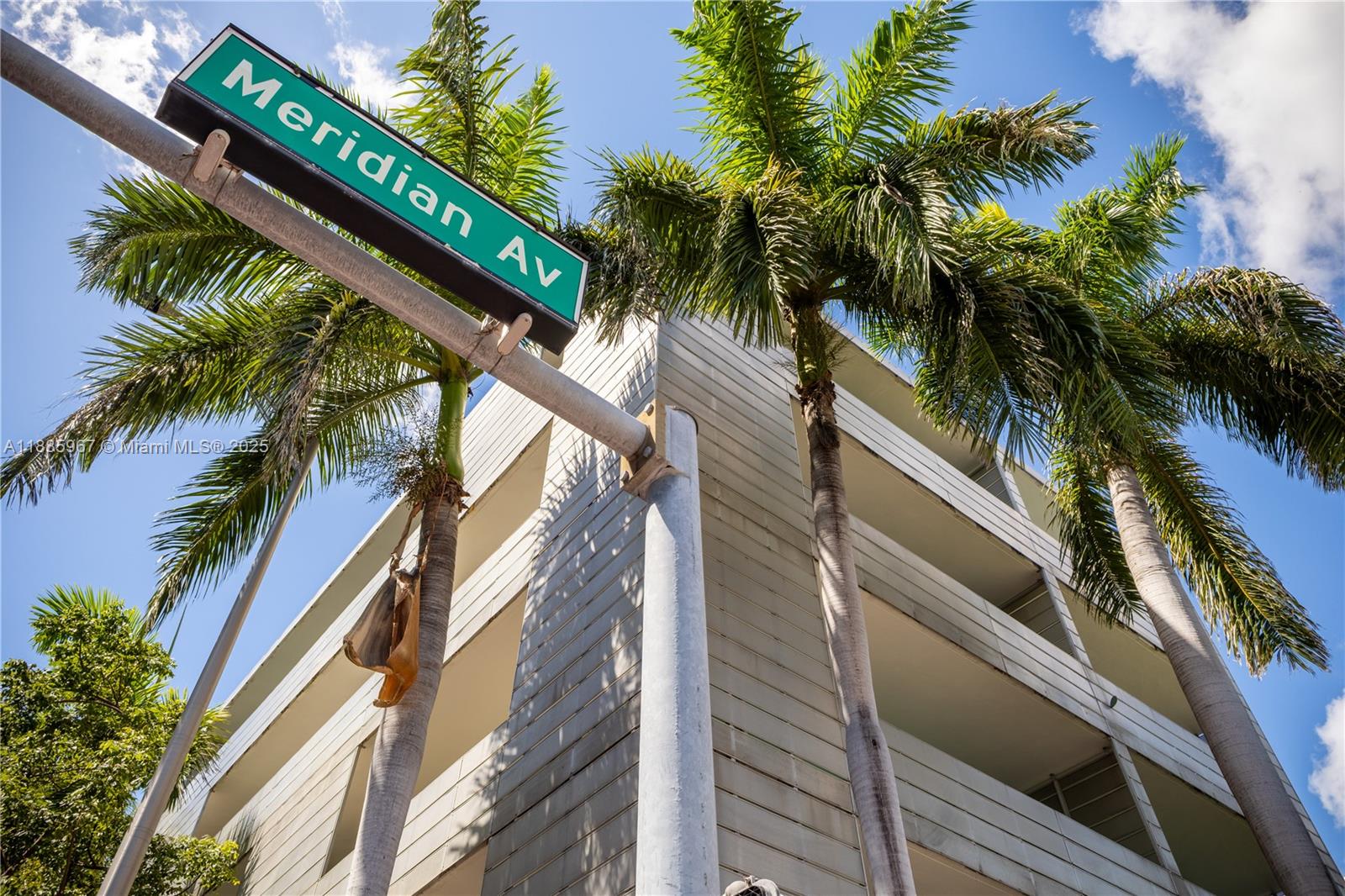 1700 Meridian Ave # 501