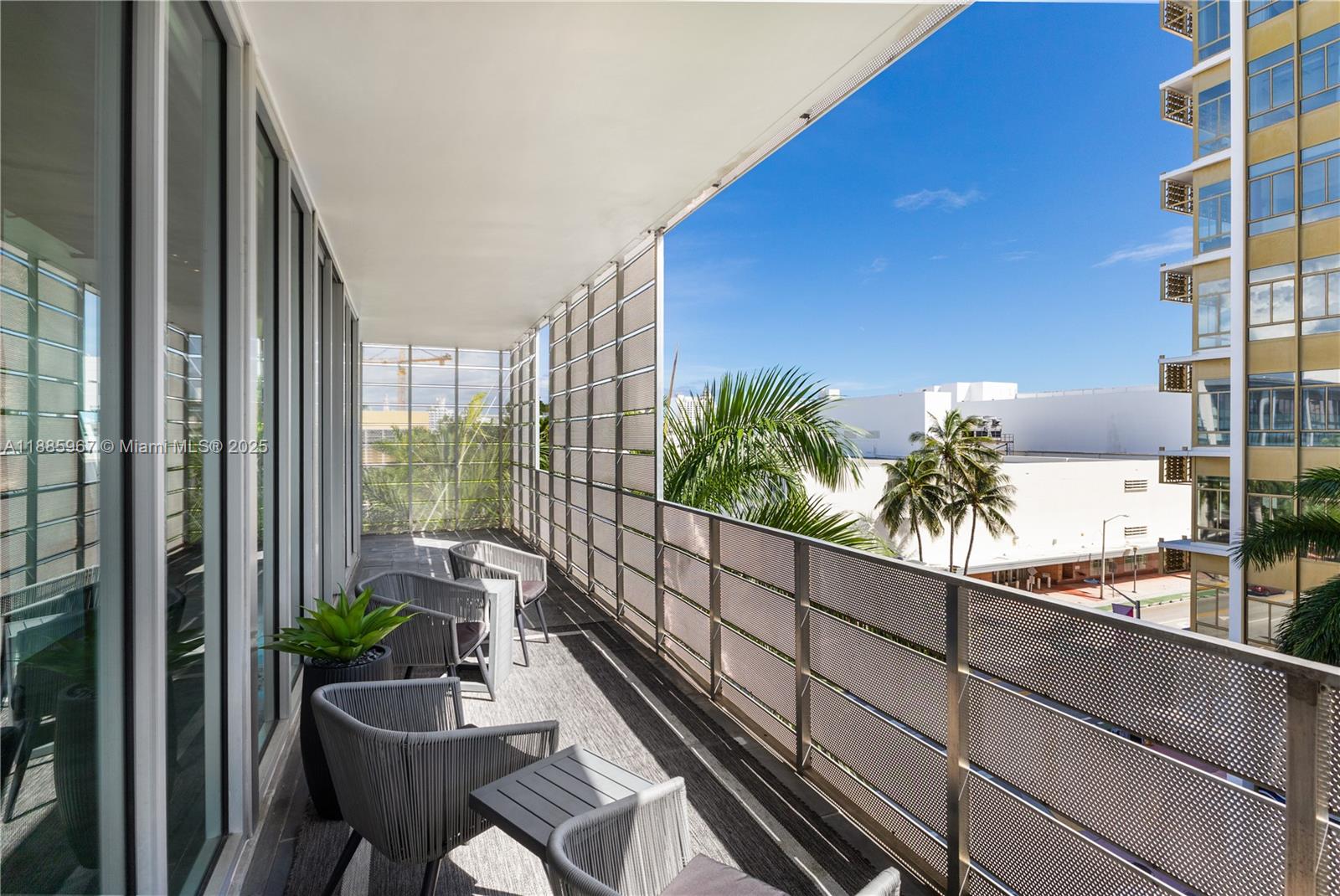 1700 Meridian Ave # 501