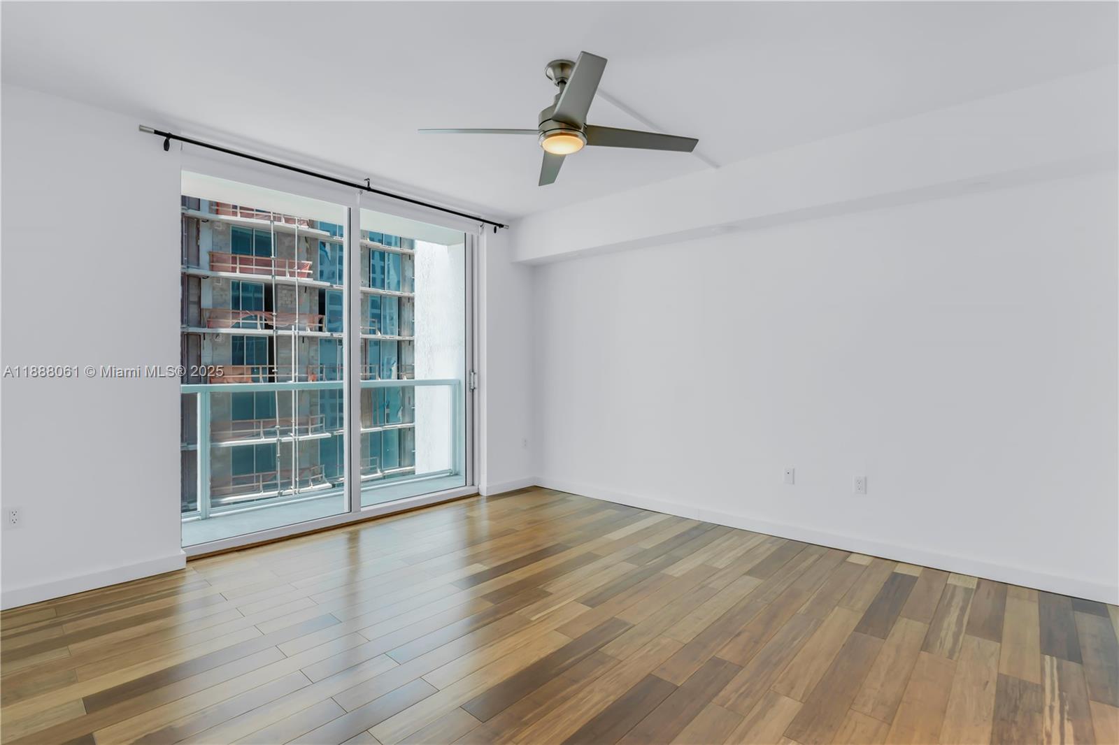 55 SE 6th St # 3503