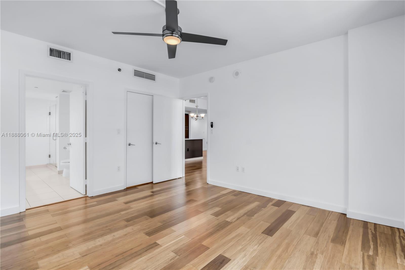 55 SE 6th St # 3503