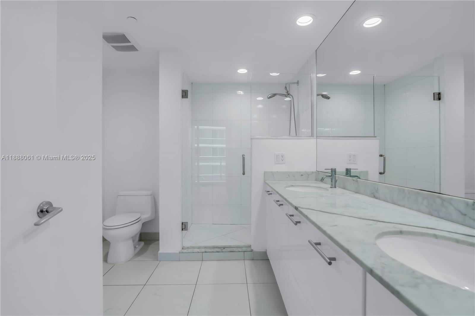 55 SE 6th St # 3503