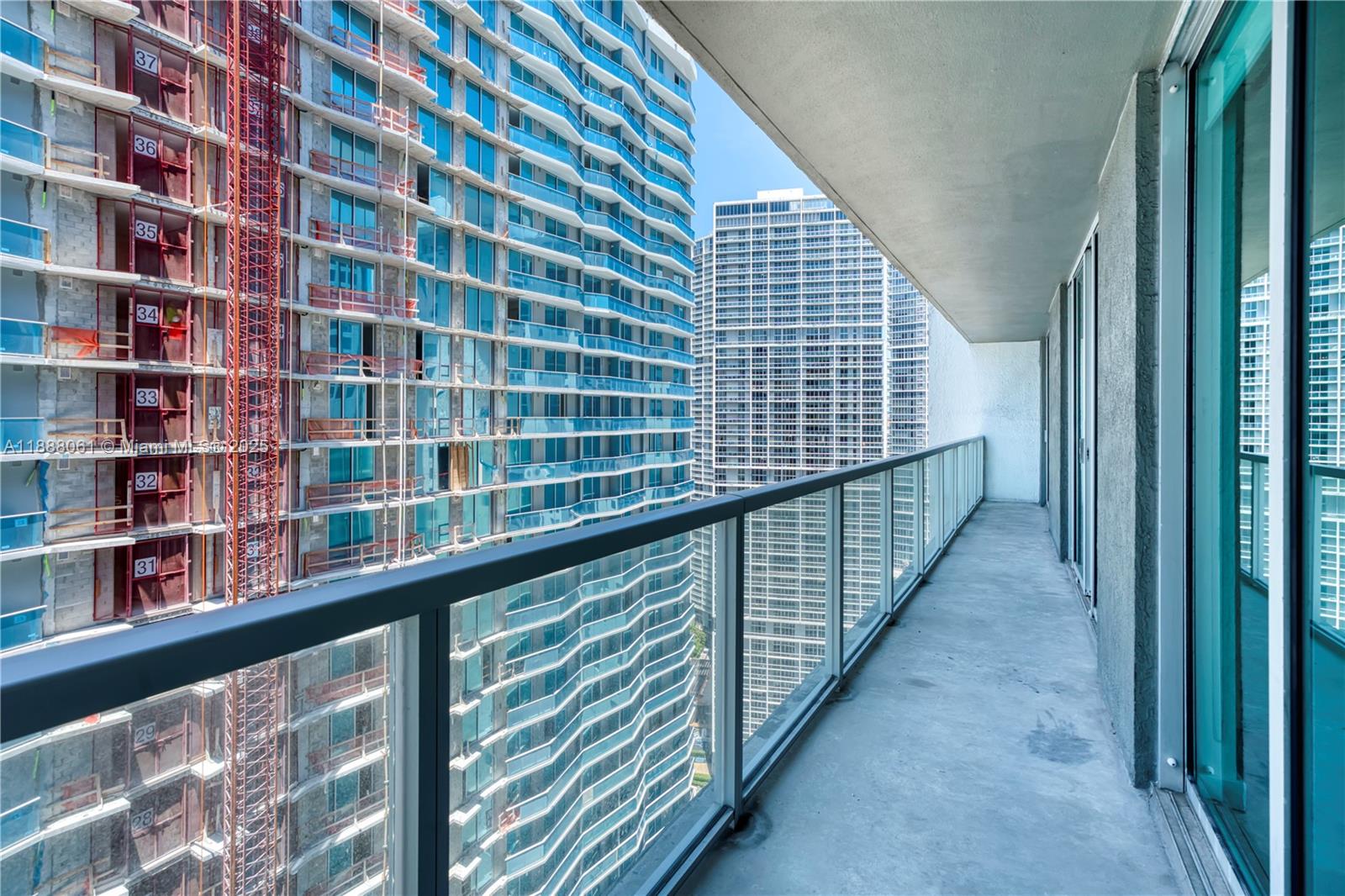 55 SE 6th St # 3503