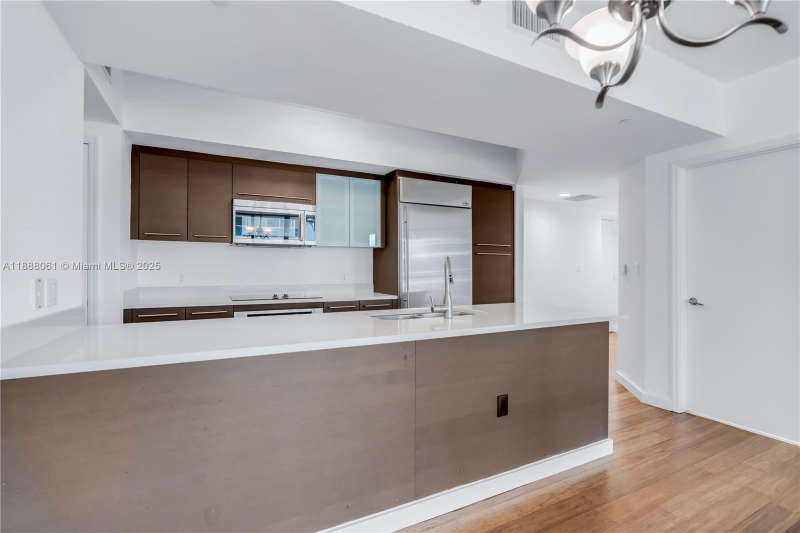 55 SE 6th St # 3503