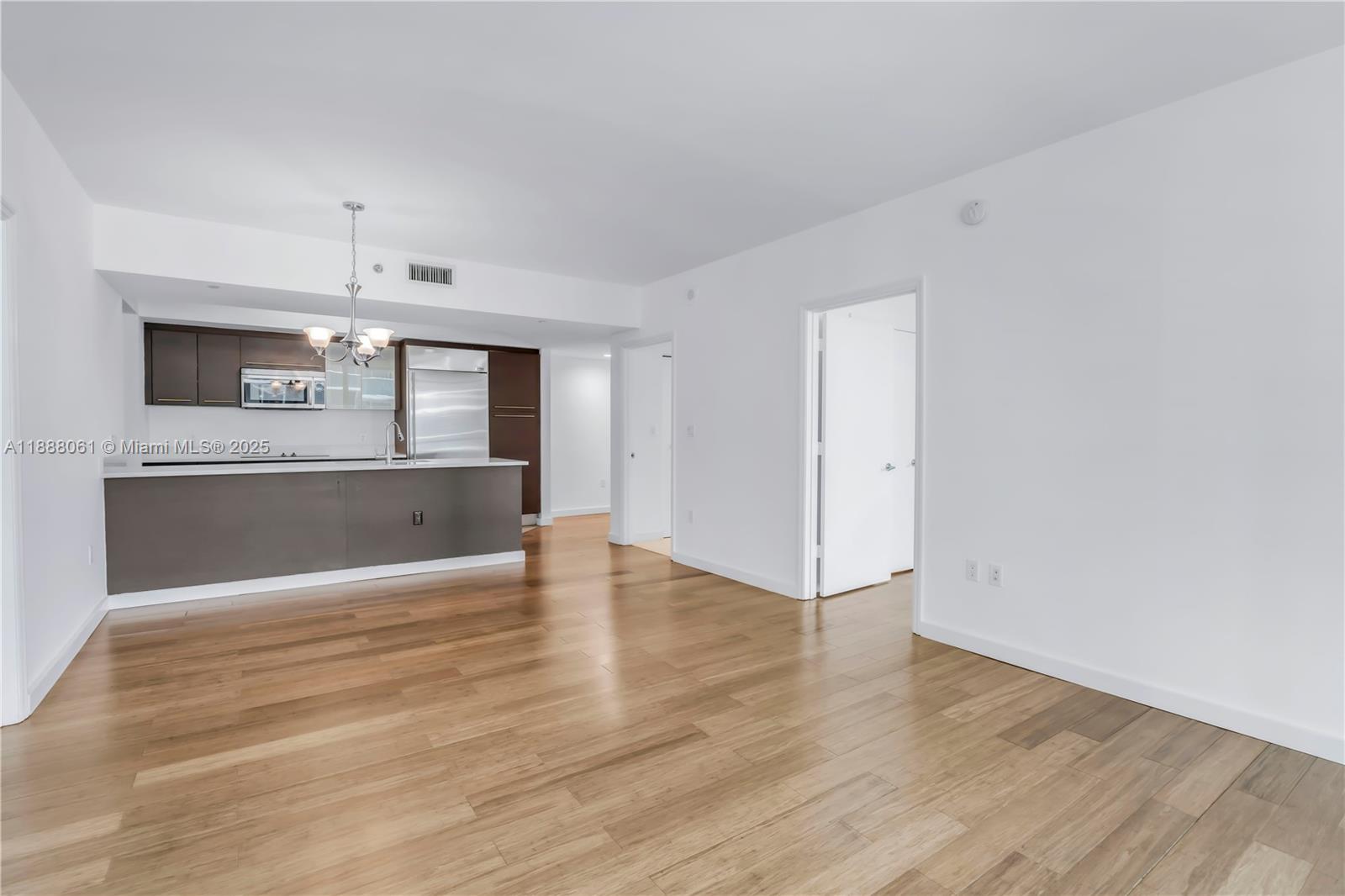 55 SE 6th St # 3503
