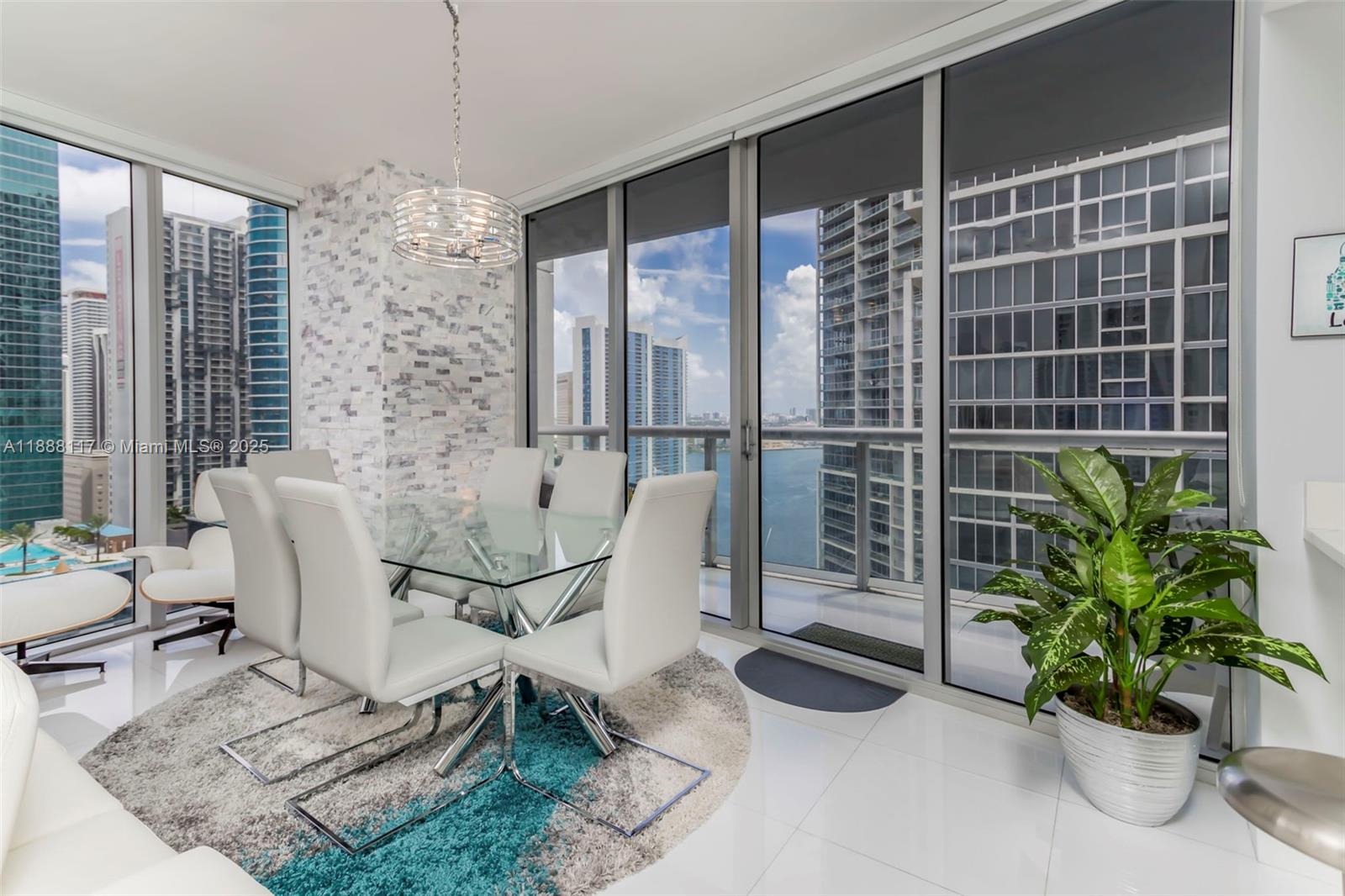 485 Brickell Ave # 2502