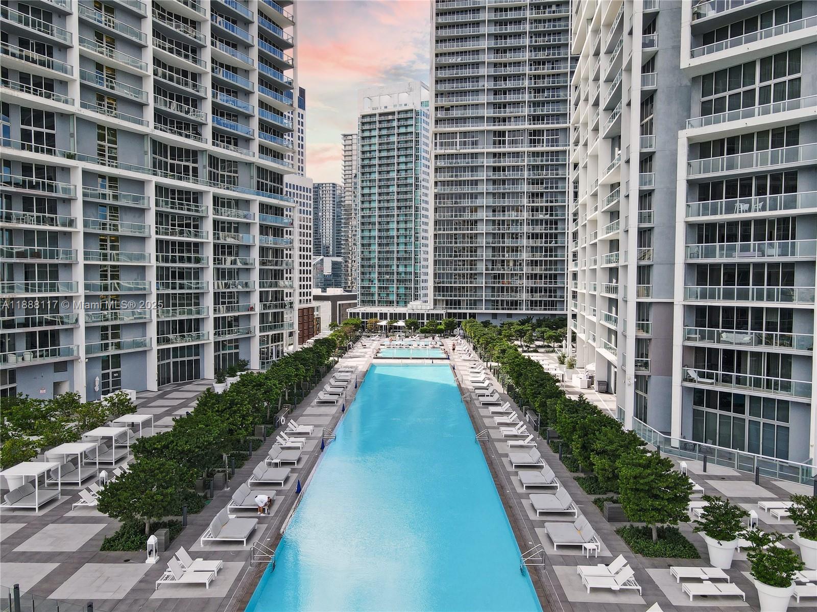 485 Brickell Ave # 2502