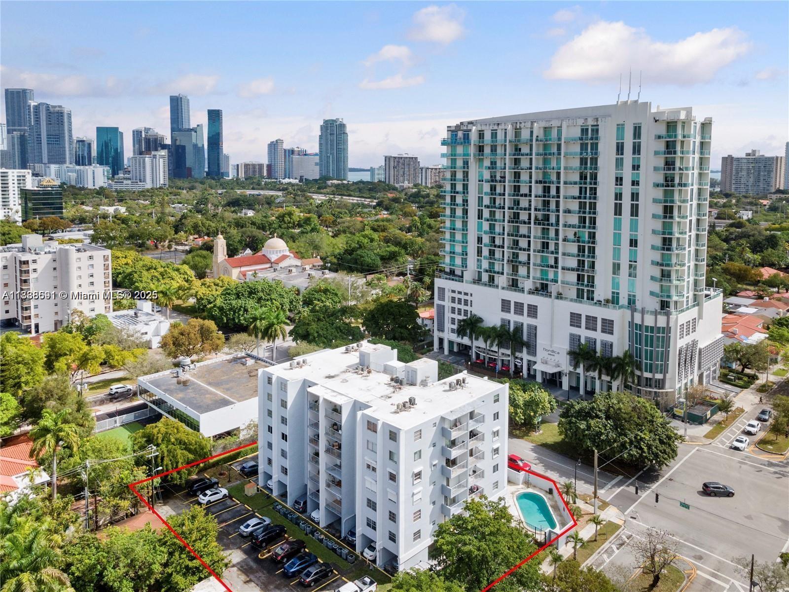 2530 SW 3rd Ave # 206