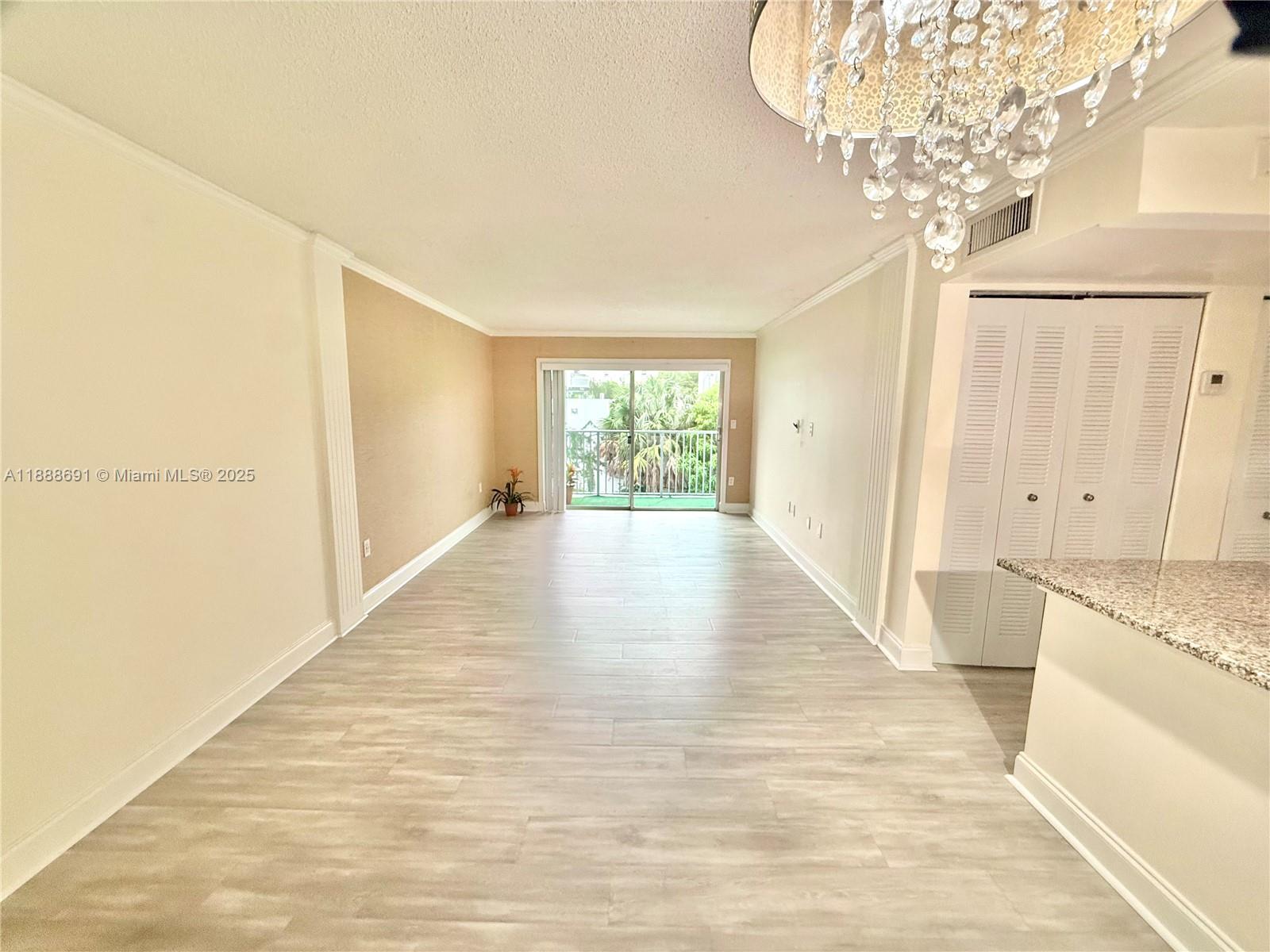 2530 SW 3rd Ave # 206