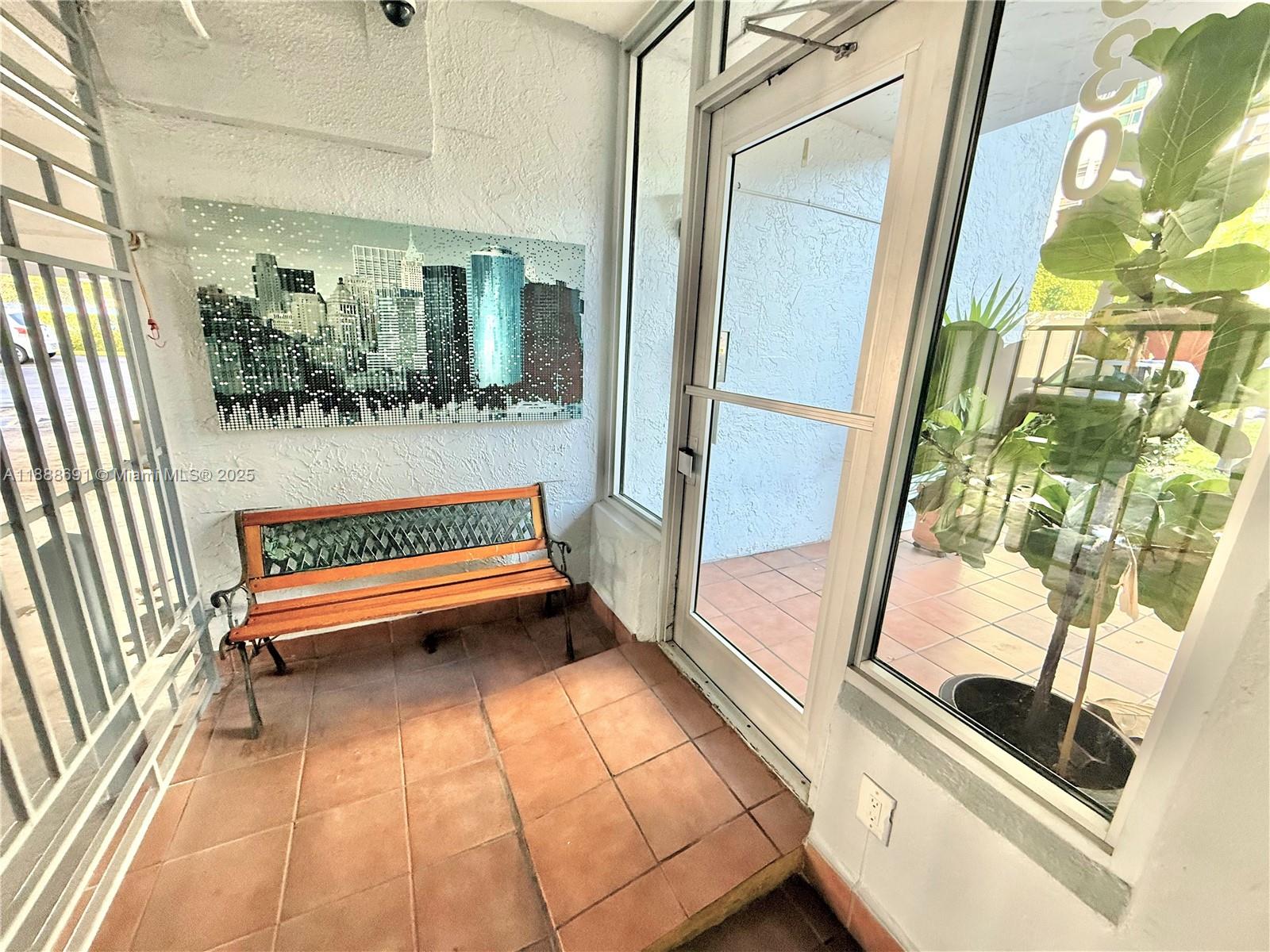 2530 SW 3rd Ave # 206