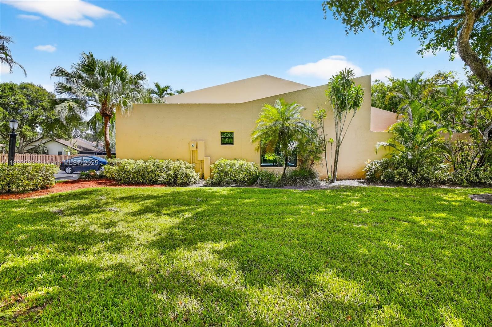 9770 NW 15th St # 293