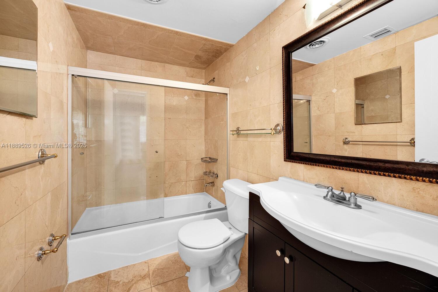 940 Sevilla Ave # 108