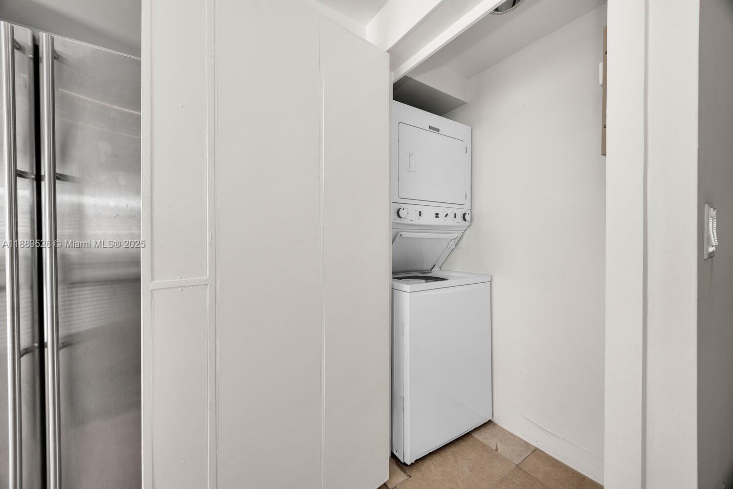 940 Sevilla Ave # 108