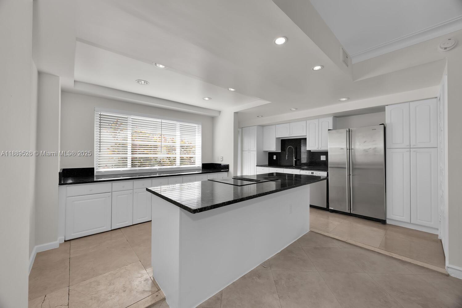 940 Sevilla Ave # 108