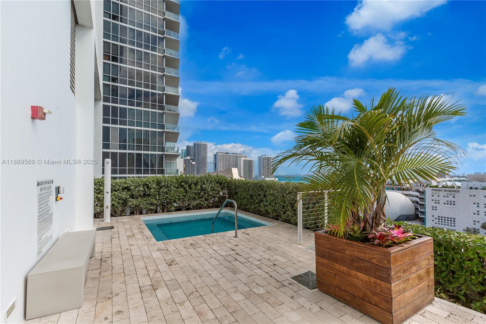 1040 Biscayne Blvd # 4207