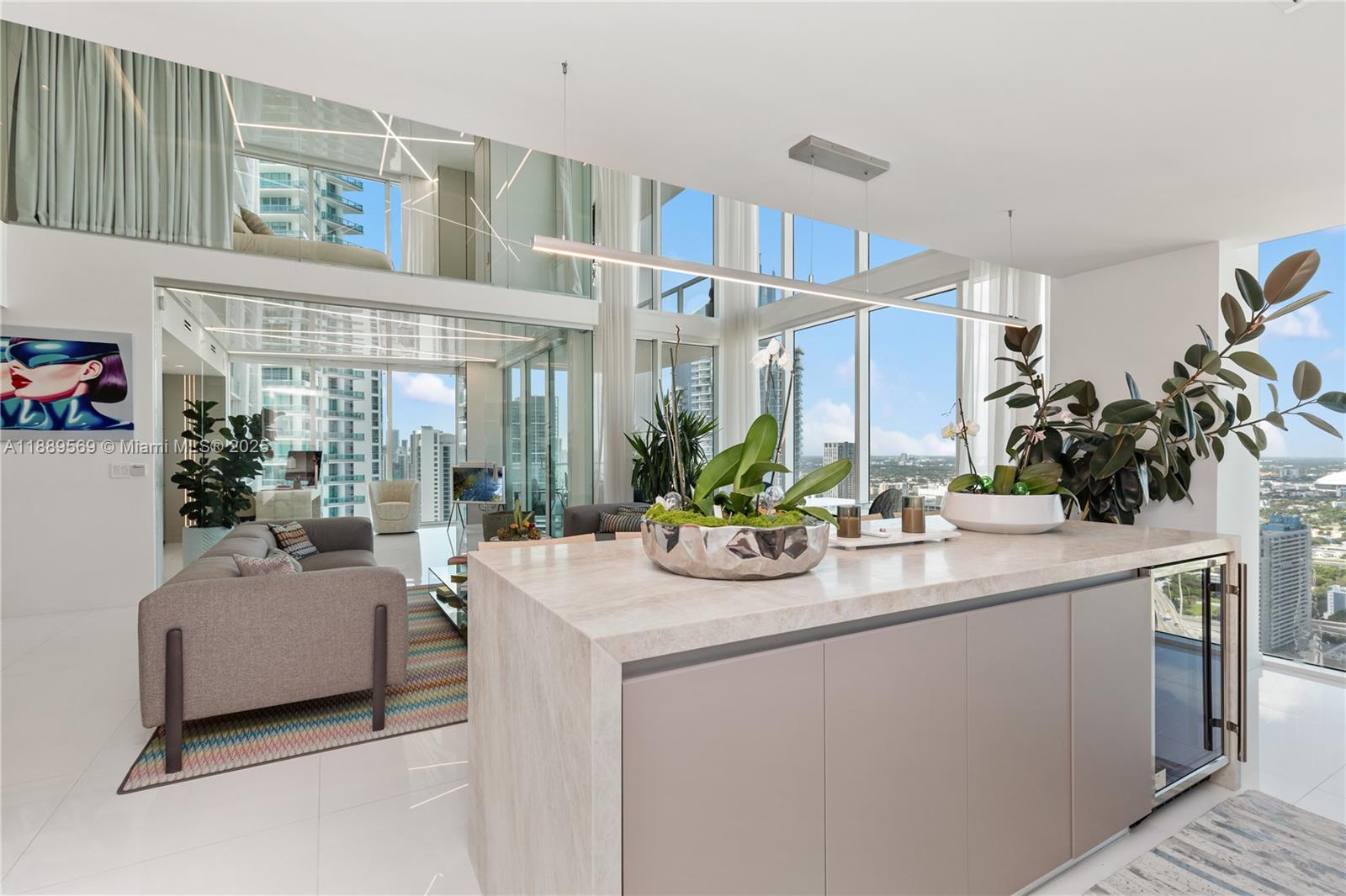 1040 Biscayne Blvd # 4207