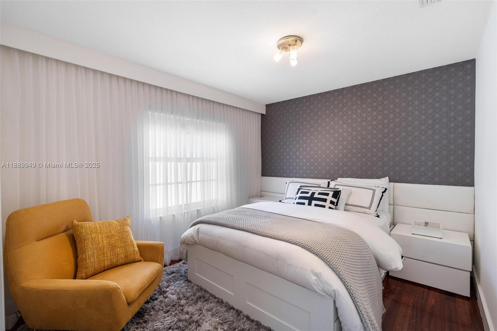 2752 SW 11th St, Miami