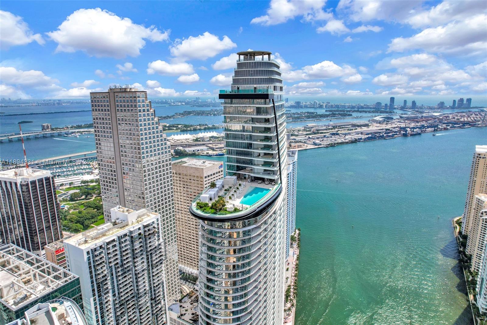 300 Biscayne Boulevard Way # 501E