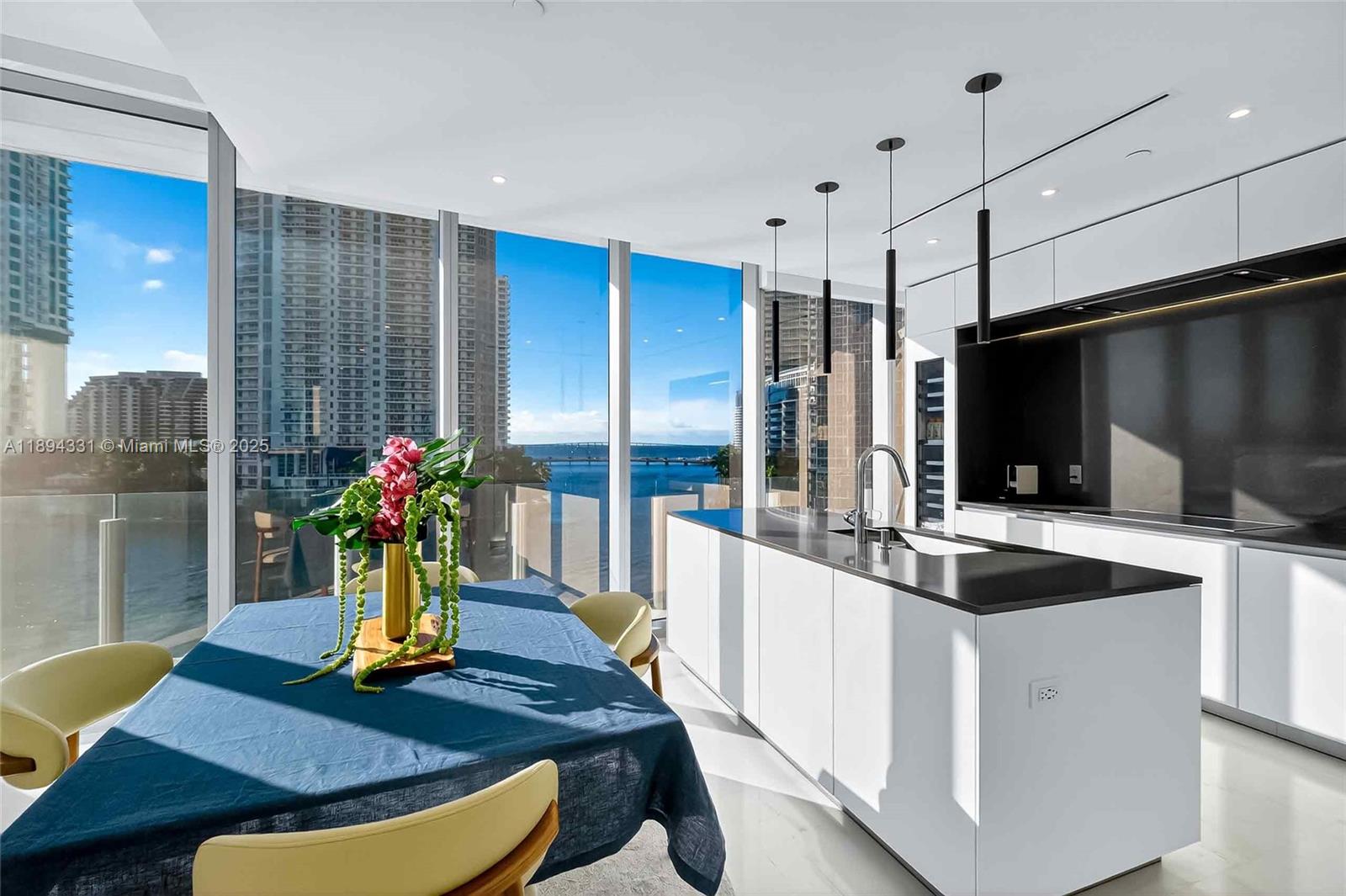 300 Biscayne Boulevard Way # 501E