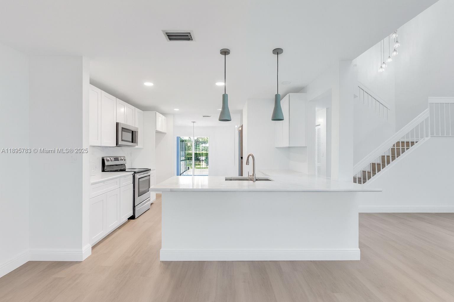 17070 Boca Club Blvd # 4, Boca Raton Unit: 4